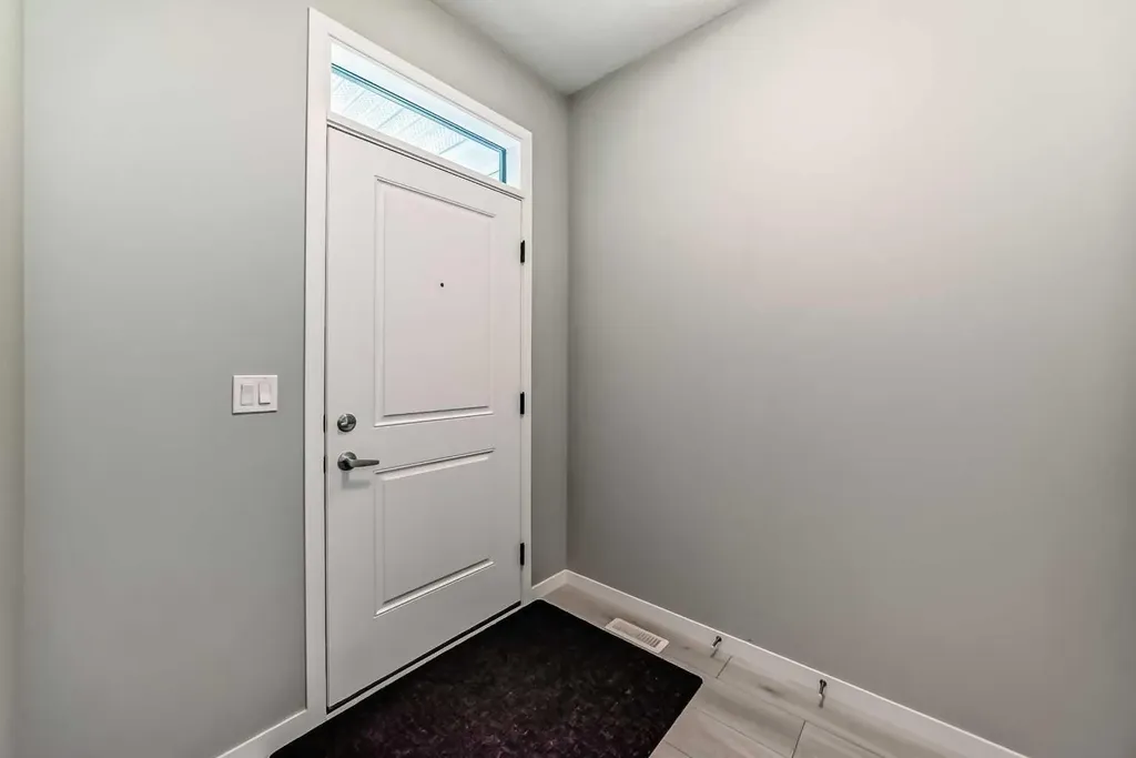 984 Seton Circle SE Calgary AB T3M 2V2