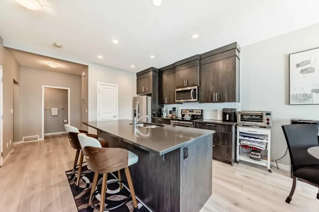 984 Seton Circle SE Calgary AB T3M 2V2