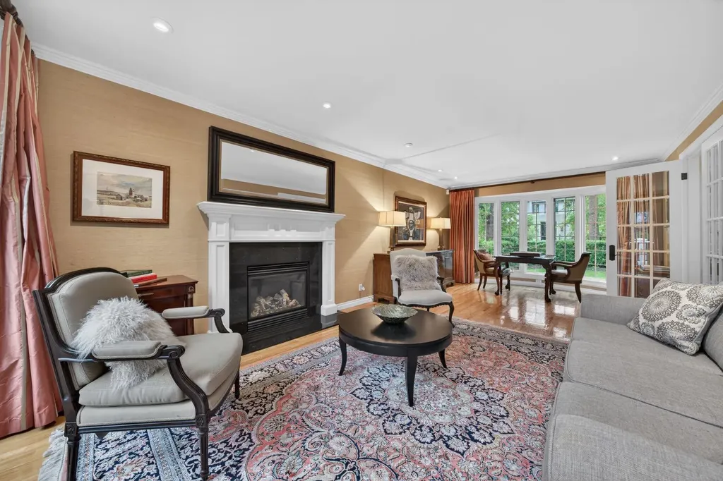 3124 Vercheres Street SW Calgary AB T2T 3R5