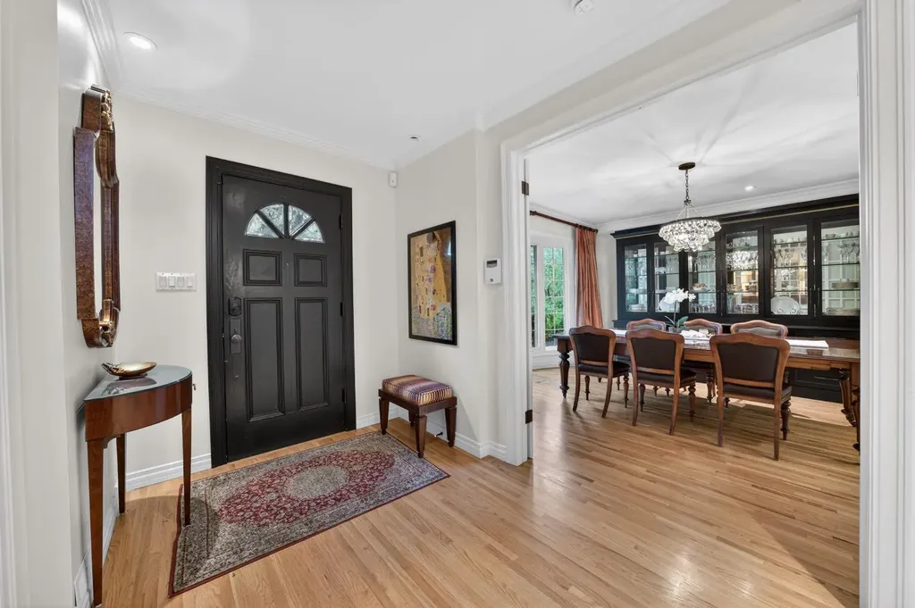 3124 Vercheres Street SW Calgary AB T2T 3R5