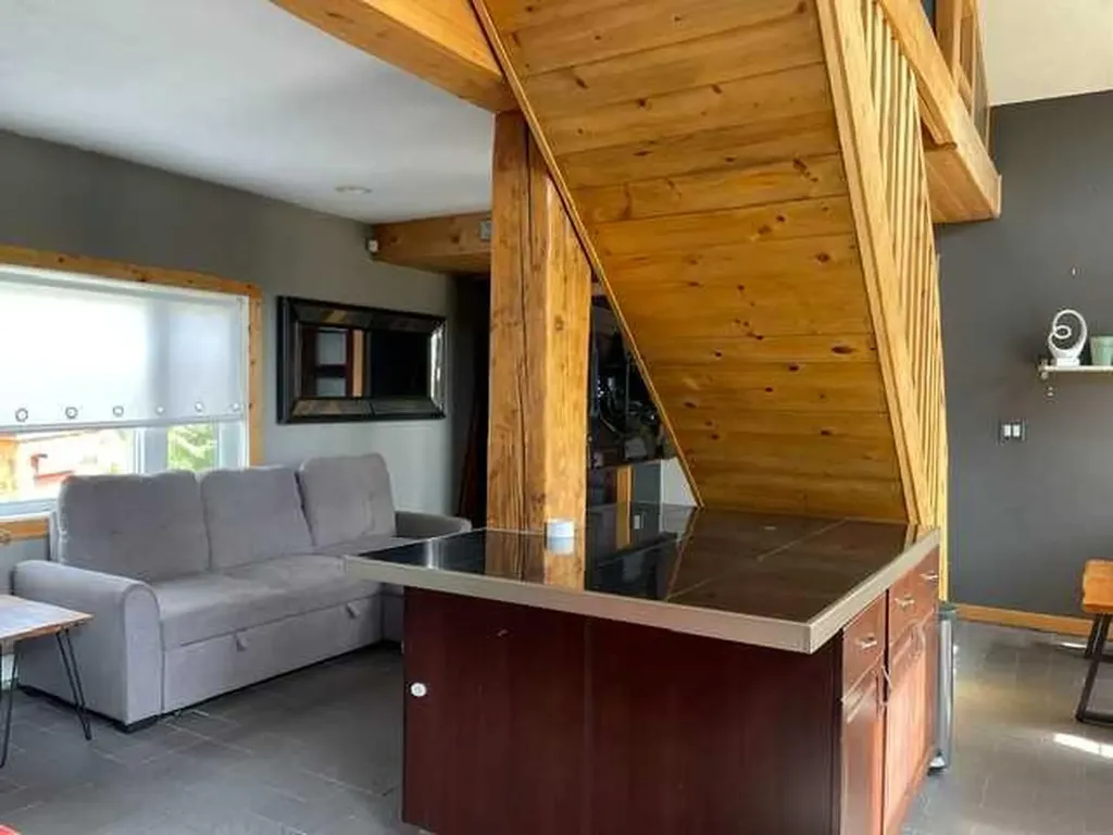 18 Sandpiper Estates Sandy Beach AB T9V 2S1