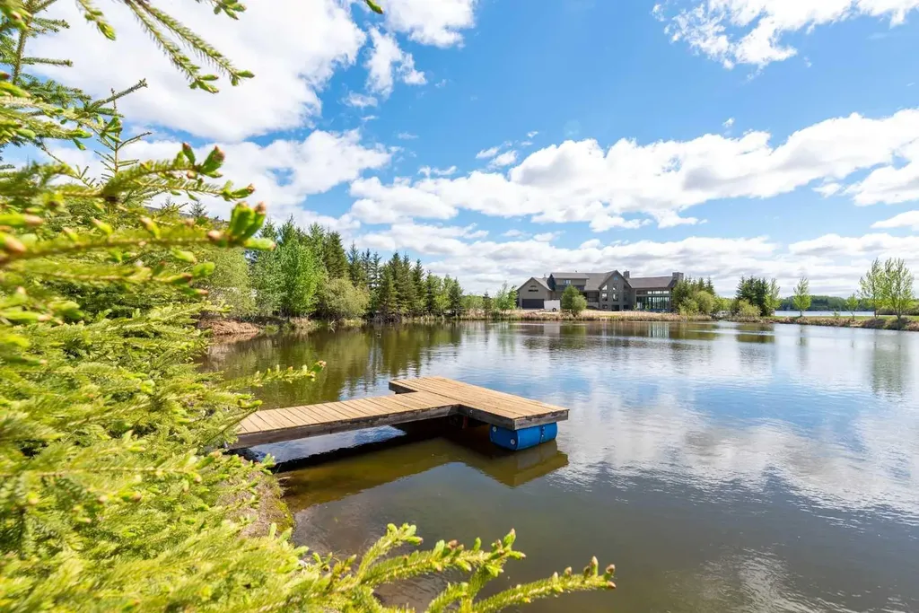 18 Sandpiper Estates Sandy Beach AB T9V 2S1