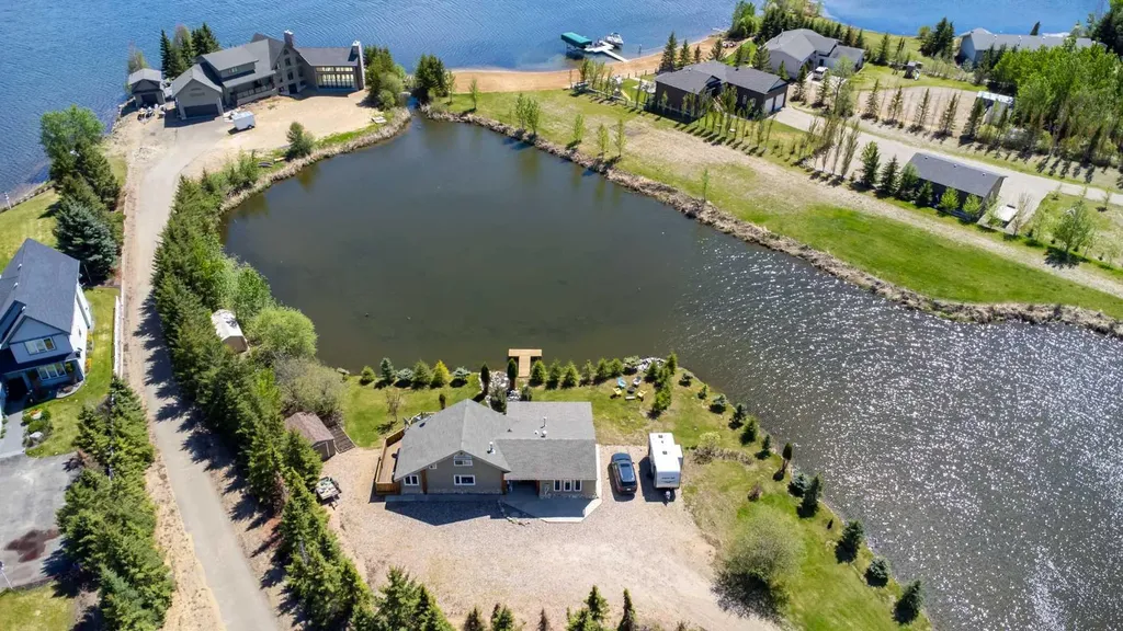 18 Sandpiper Estates Sandy Beach AB T9V 2S1