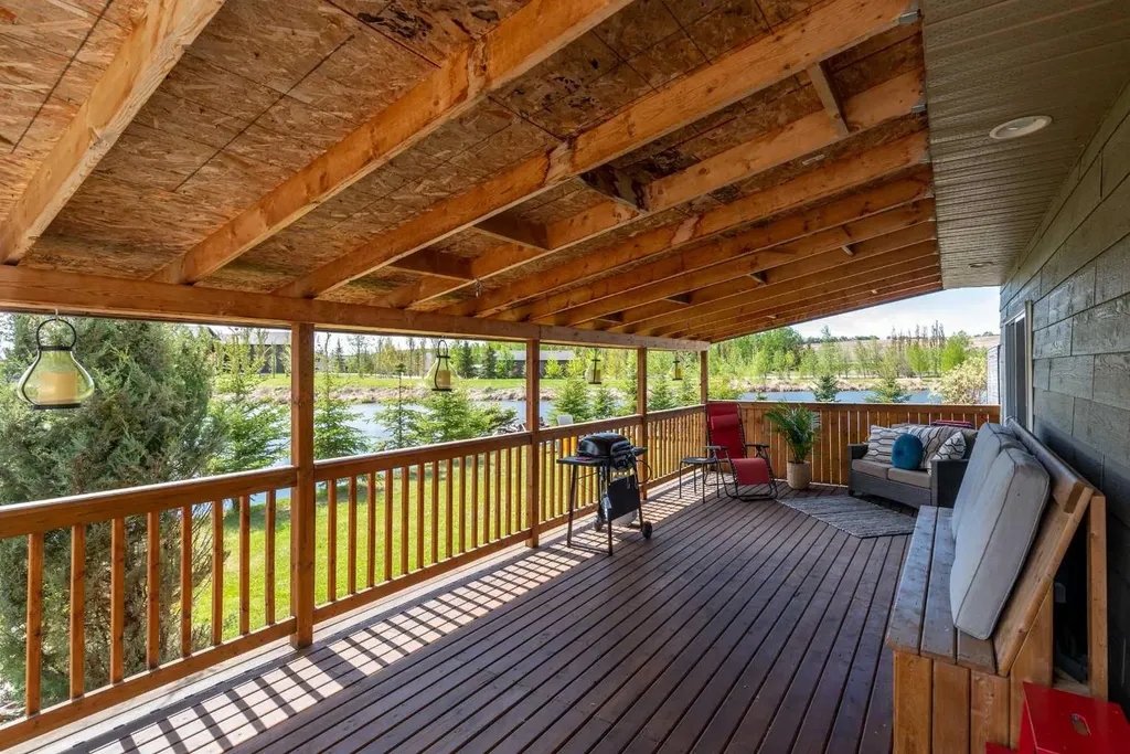 18 Sandpiper Estates Sandy Beach AB T9V 2S1