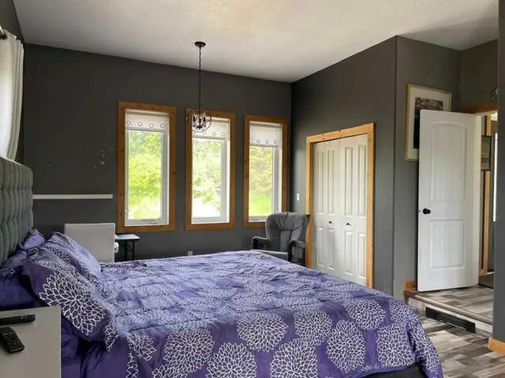 18 Sandpiper Estates Sandy Beach AB T9V 2S1