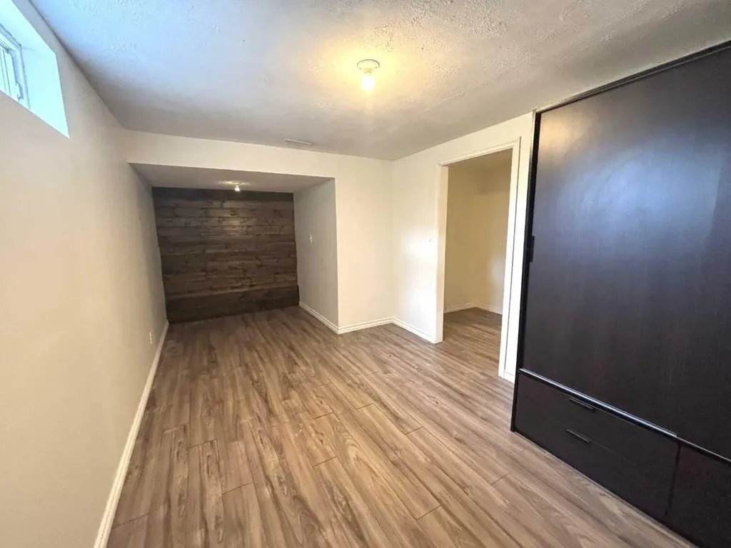 45A Kallbom Crescent Whitecourt AB T7S1E3