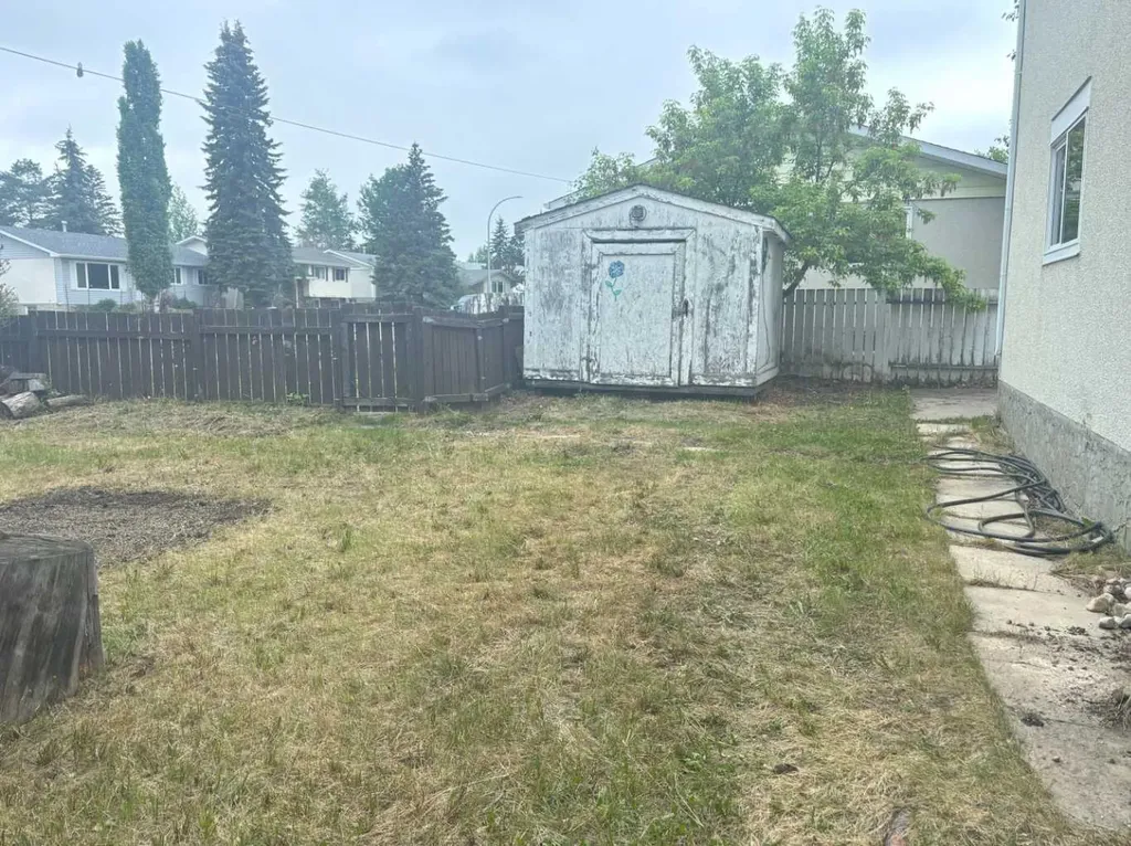 45A Kallbom Crescent Whitecourt AB T7S1E3