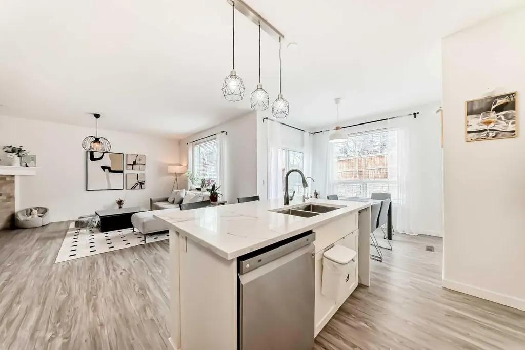 169 Aspenshire Drive SW Calgary AB T3H 0P5