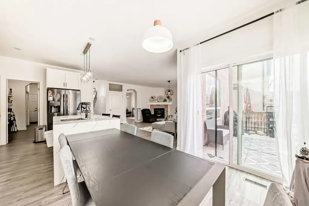 169 Aspenshire Drive SW Calgary AB T3H 0P5