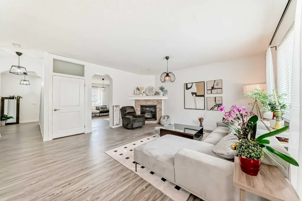 169 Aspenshire Drive SW Calgary AB T3H 0P5