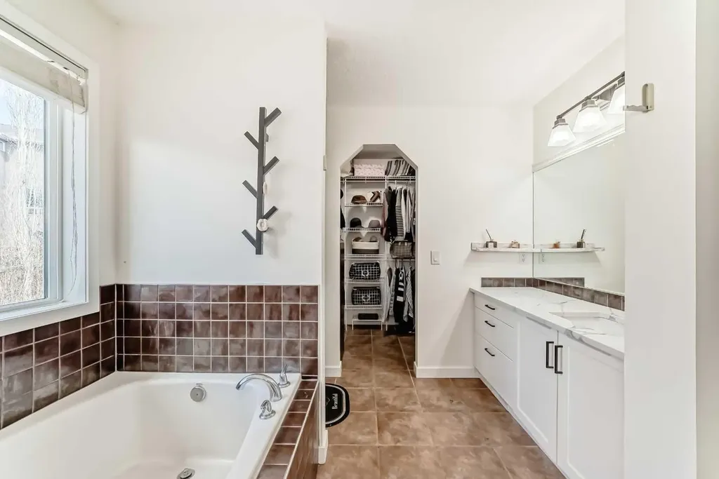 169 Aspenshire Drive SW Calgary AB T3H 0P5