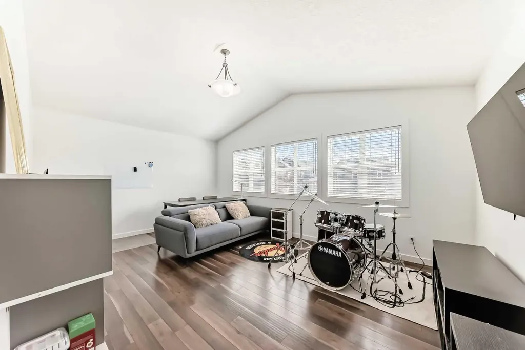 169 Aspenshire Drive SW Calgary AB T3H 0P5