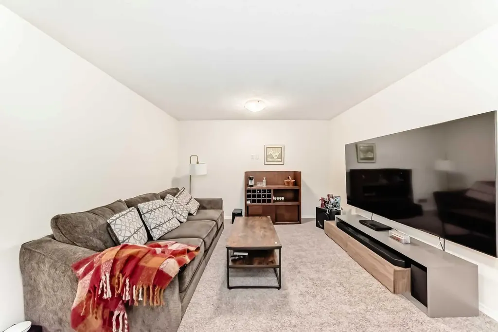 169 Aspenshire Drive SW Calgary AB T3H 0P5