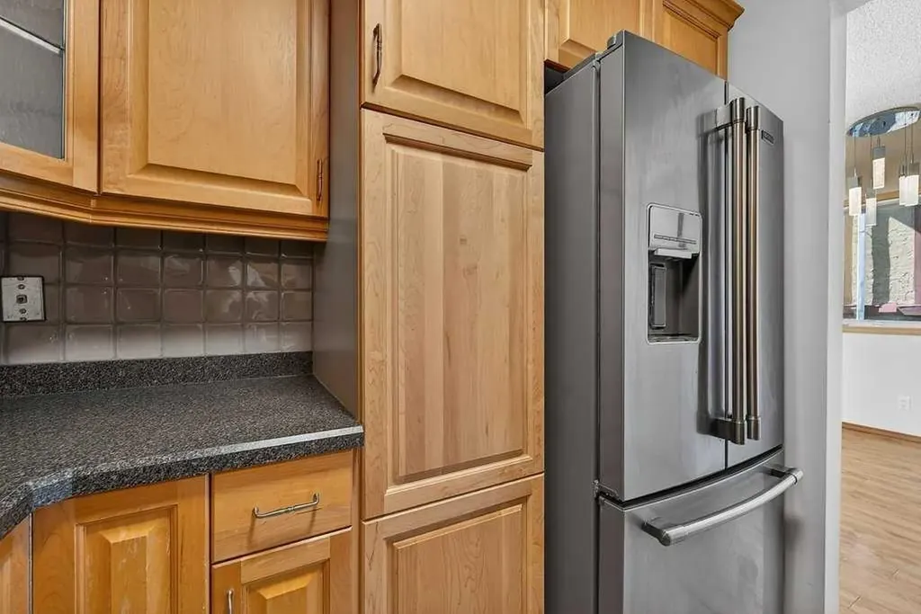 3304 Temple Way NE Calgary AB T1Y 3V6
