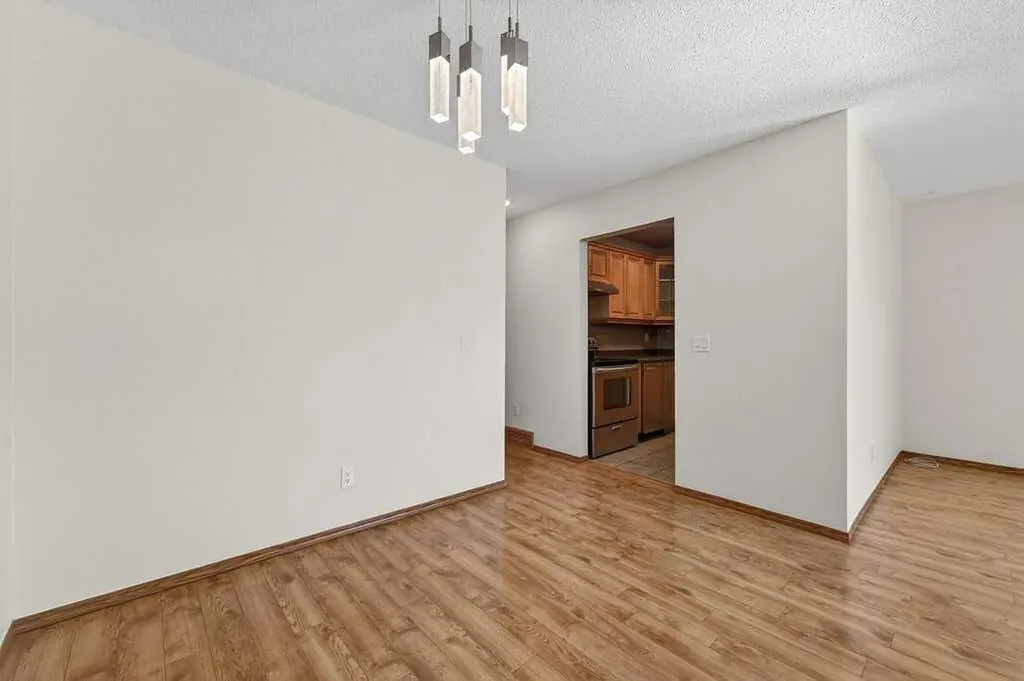 3304 Temple Way NE Calgary AB T1Y 3V6