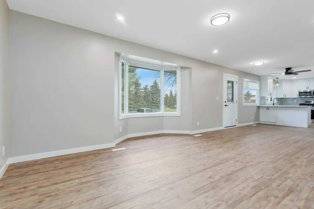 87 Norris Close Red Deer AB T4P 1R2