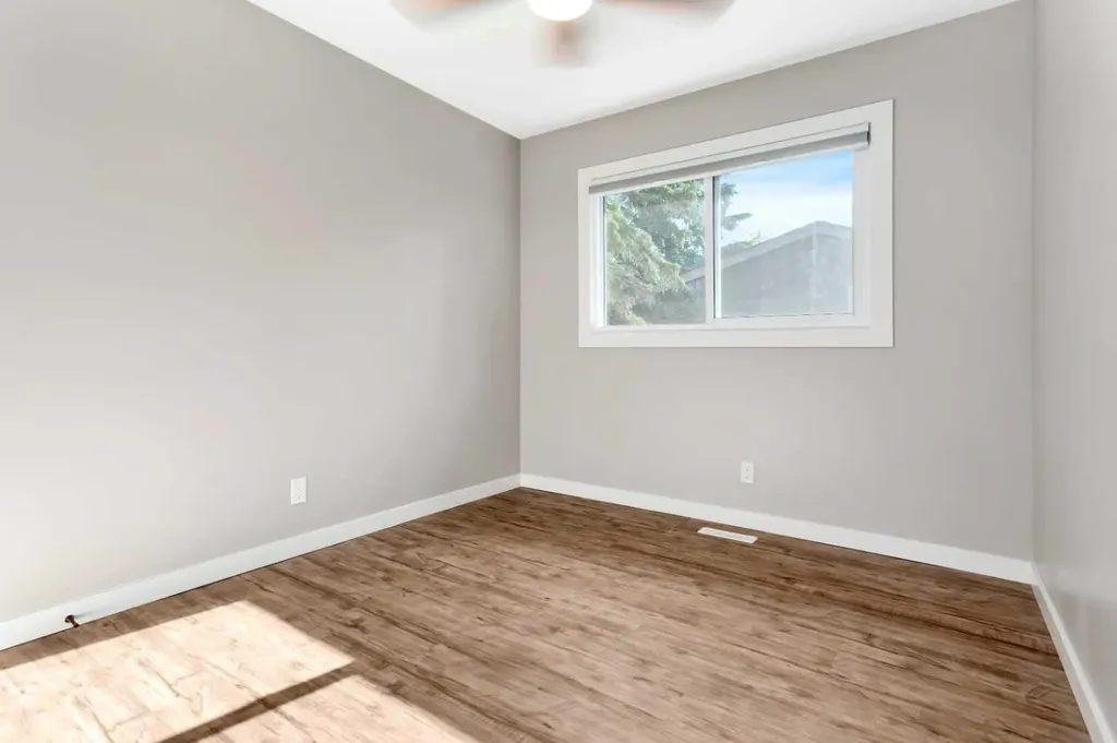87 Norris Close Red Deer AB T4P 1R2