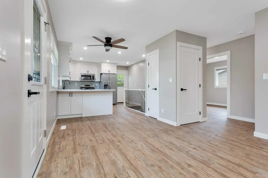 87 Norris Close Red Deer AB T4P 1R2