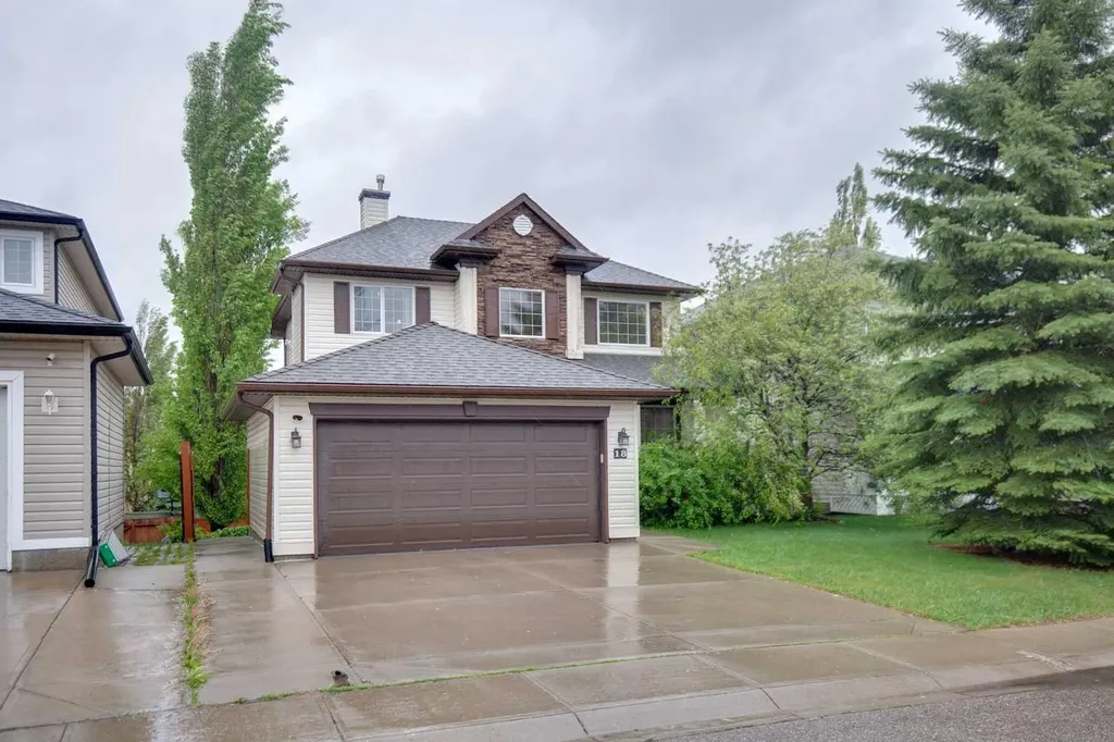 18 Tuscany Hills Crescent NW Calgary AB T3L 1Z8