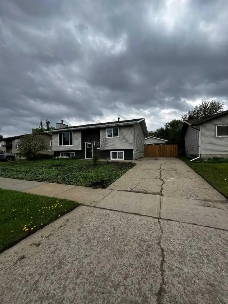 2307 47 Avenue Lloydminster SK S9V 1L2