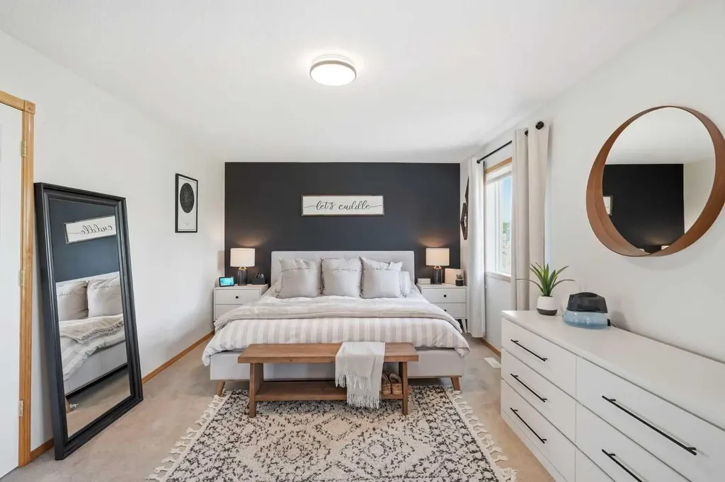 123 Canoe Place SW Airdrie AB T4B 2L5