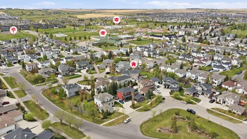 123 Canoe Place SW Airdrie AB T4B 2L5