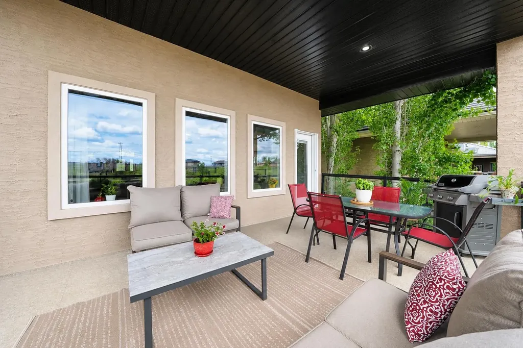172 Desert Blume Drive Desert Blume AB T1B0H5