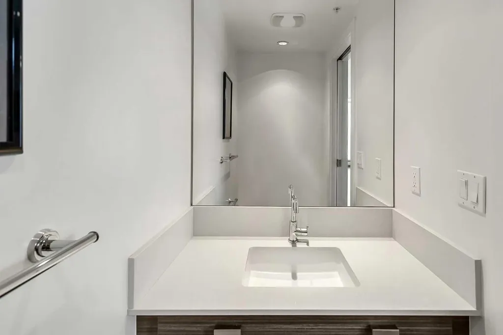 1500 7 Street SW Calgary AB T2R 1A7