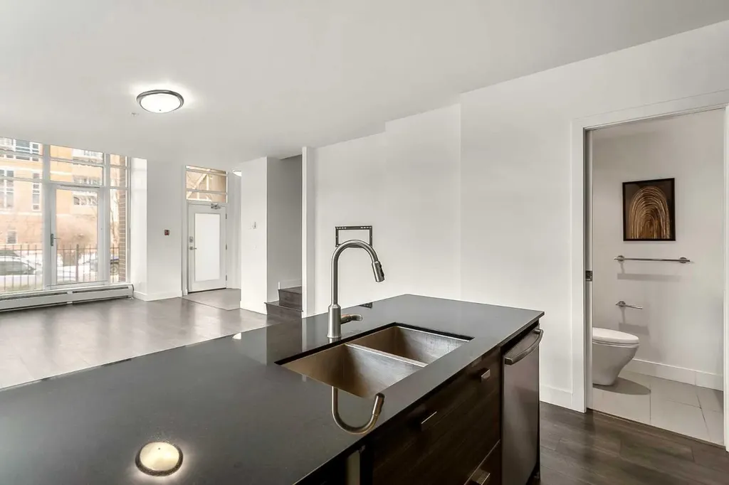1500 7 Street SW Calgary AB T2R 1A7