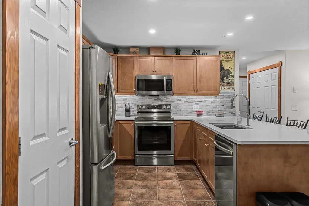 170 Crossbow Place Canmore AB T1W 3H4
