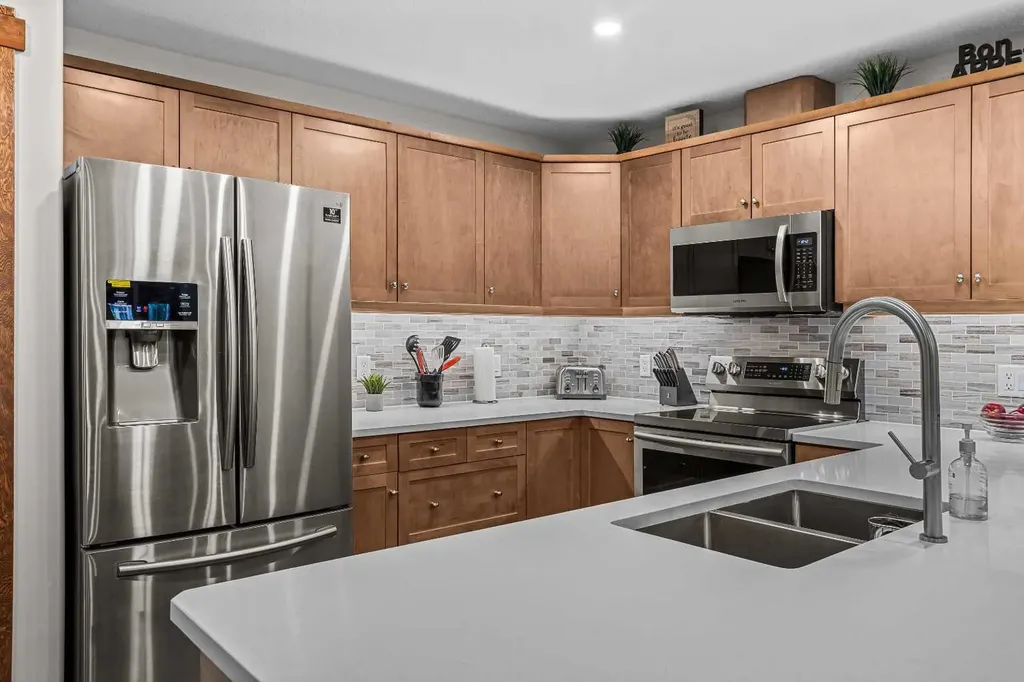 170 Crossbow Place Canmore AB T1W 3H4