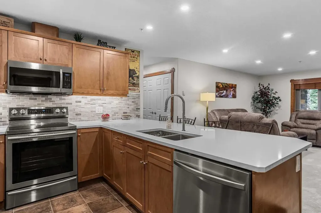 170 Crossbow Place Canmore AB T1W 3H4