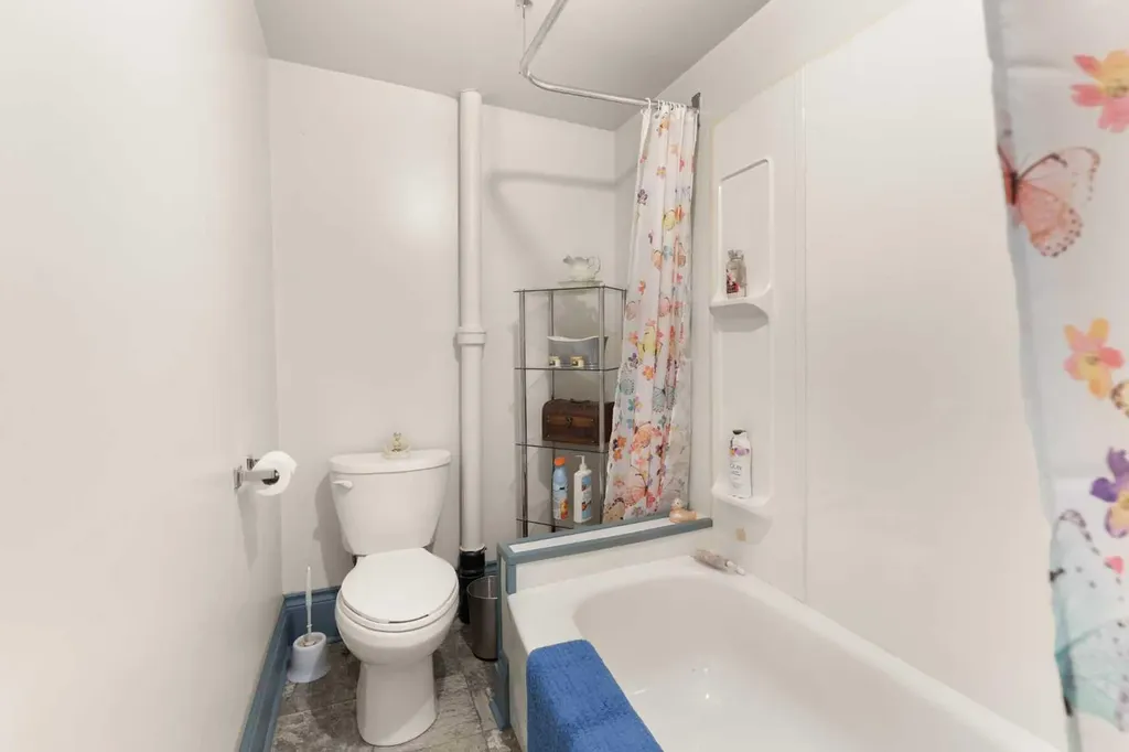 317 3 Street W Bow Island AB T0K 0G0