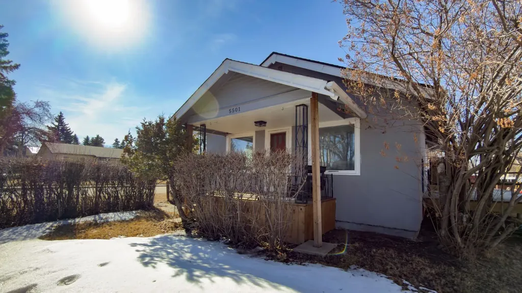 5501 51 Street Olds AB T4H 1H9