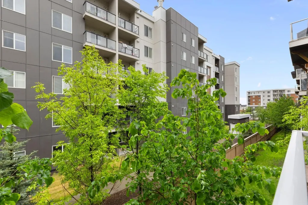 240 Skyview Ranch Road NE Calgary AB T3N 0P4