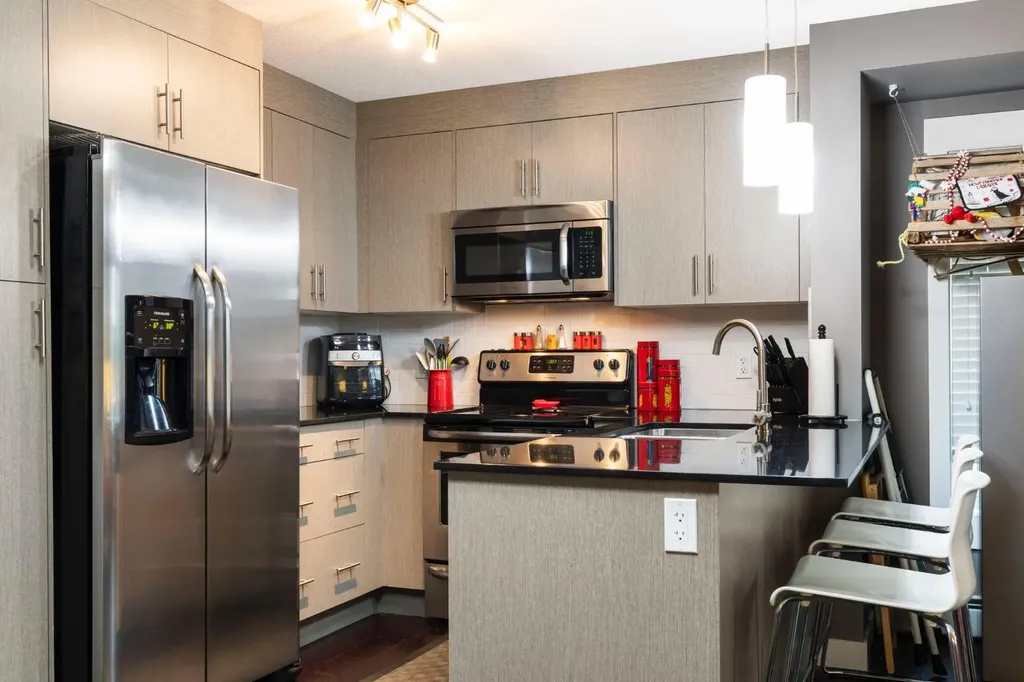 240 Skyview Ranch Road NE Calgary AB T3N 0P4