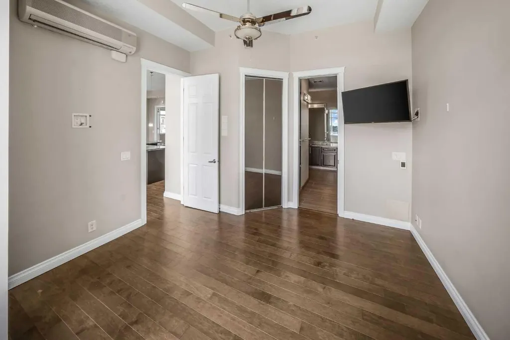 950 Centre Avenue NE Calgary AB T2E 0P3
