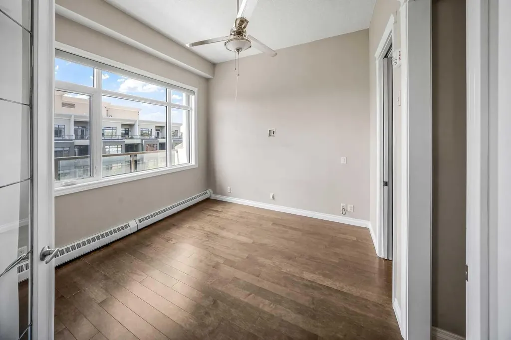 950 Centre Avenue NE Calgary AB T2E 0P3