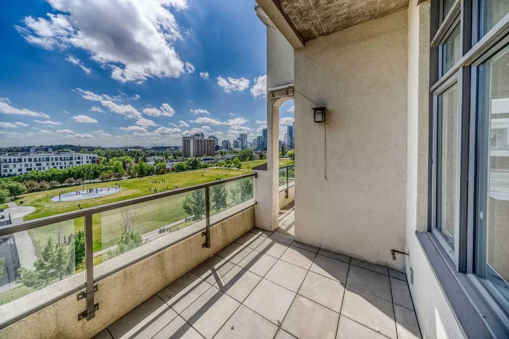 950 Centre Avenue NE Calgary AB T2E 0P3