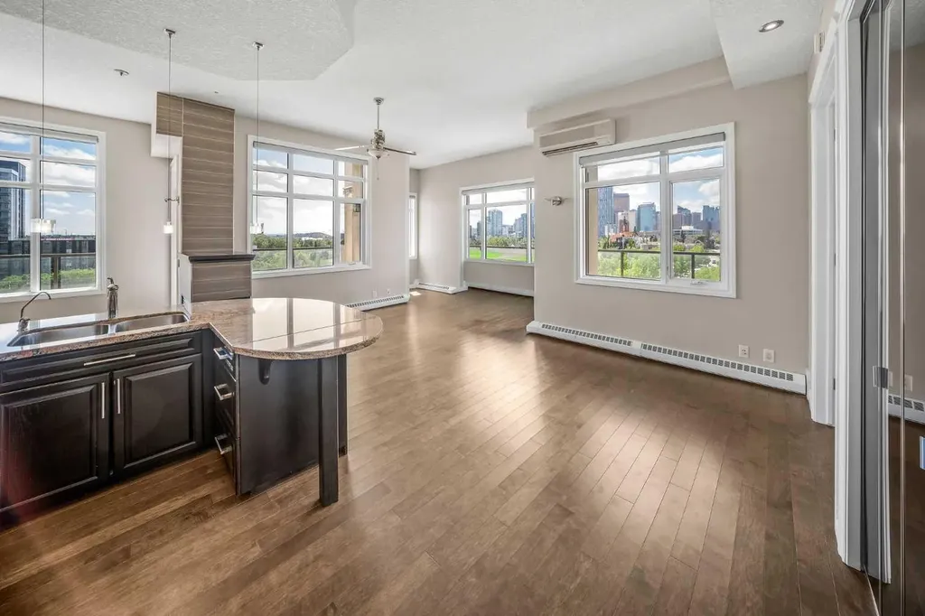 950 Centre Avenue NE Calgary AB T2E 0P3