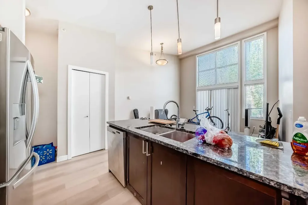 4303 1 Street NE Calgary AB T2E 7M3