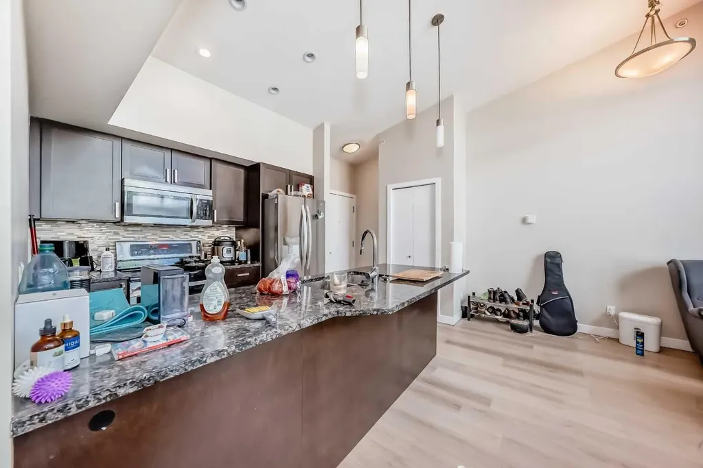 4303 1 Street NE Calgary AB T2E 7M3