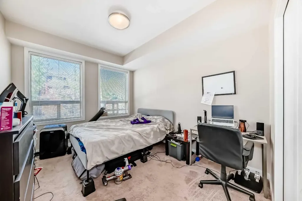 4303 1 Street NE Calgary AB T2E 7M3