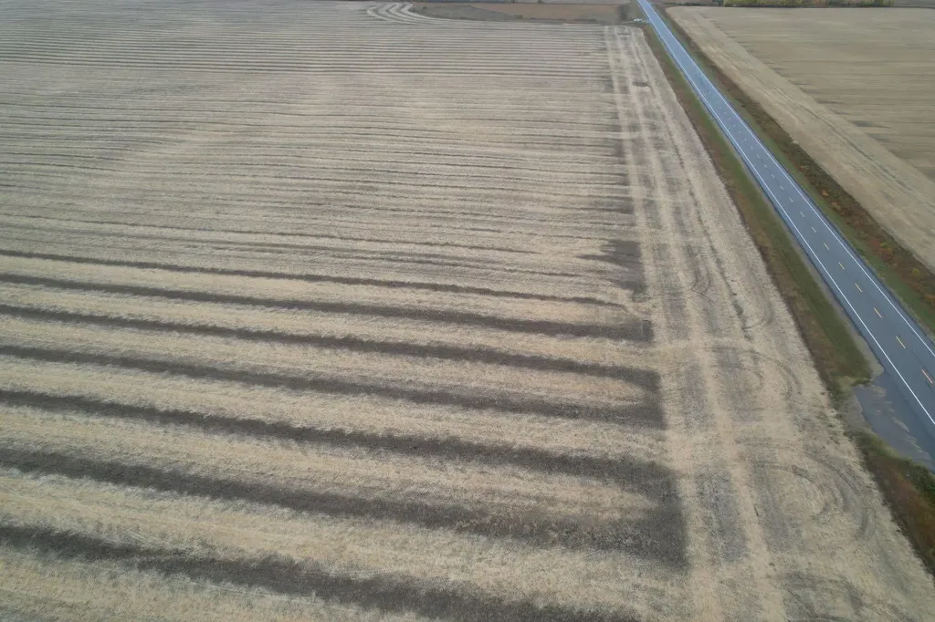 SW 28 71 10 W6 Twp 714 Beaverlodge AB T0H3C0