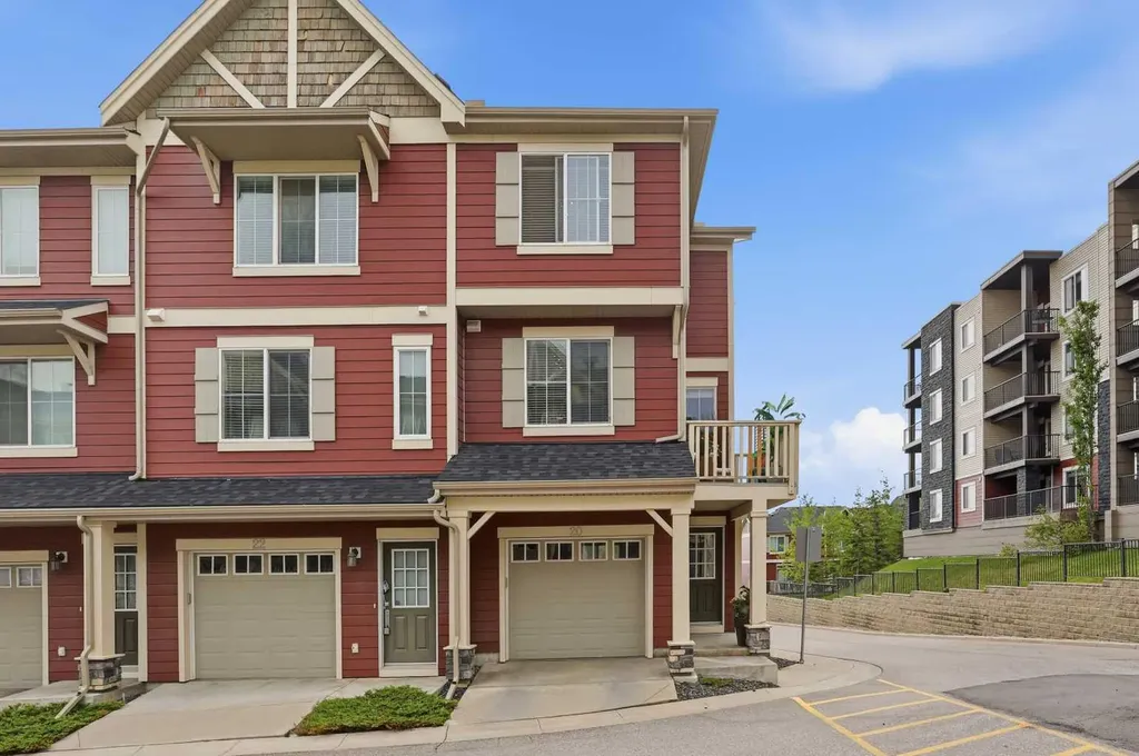 20 Kinlea Common NW Calgary AB T2R 0S2