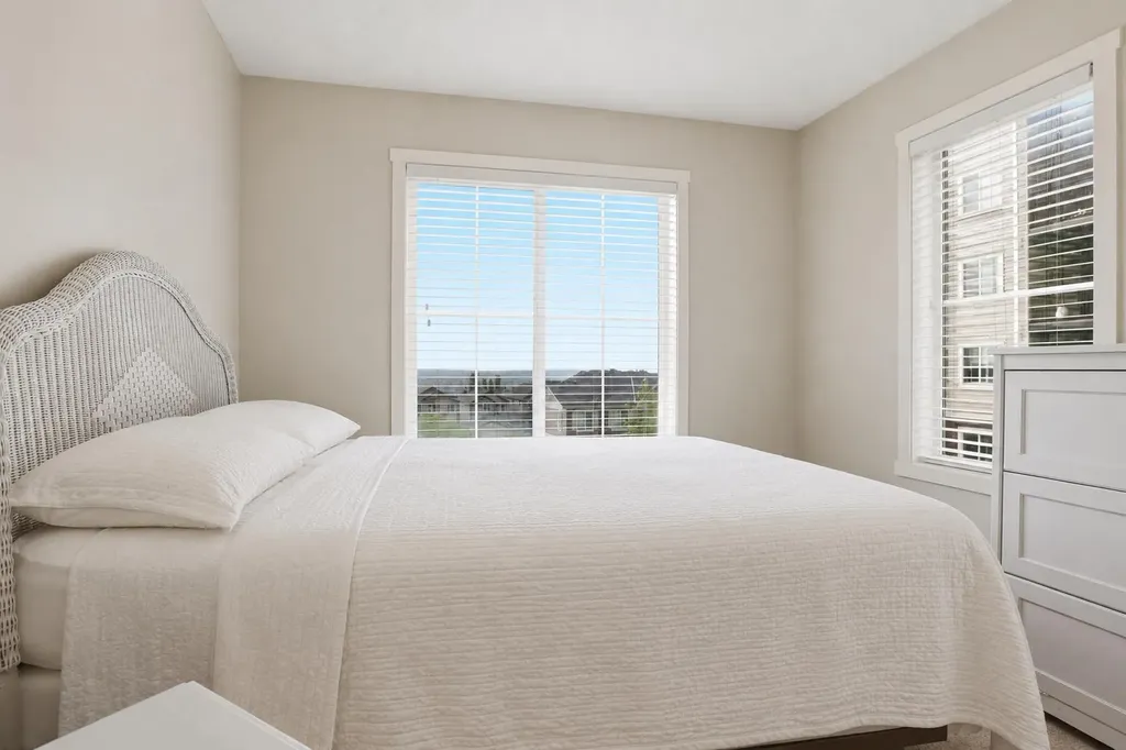 20 Kinlea Common NW Calgary AB T2R 0S2
