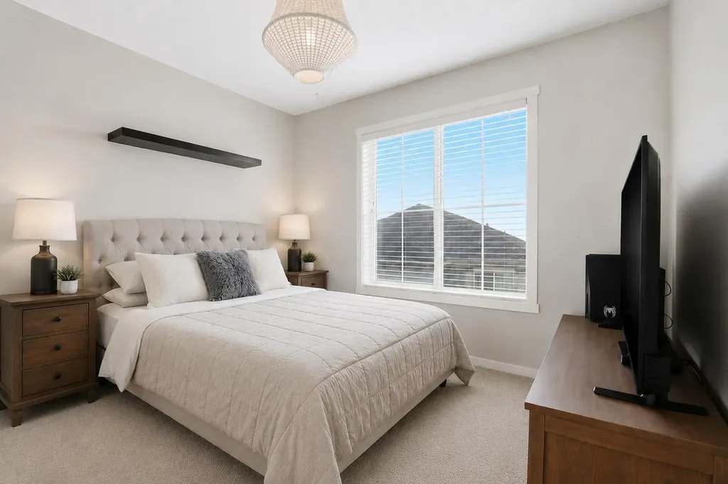 20 Kinlea Common NW Calgary AB T2R 0S2