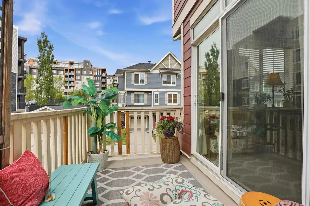 20 Kinlea Common NW Calgary AB T2R 0S2