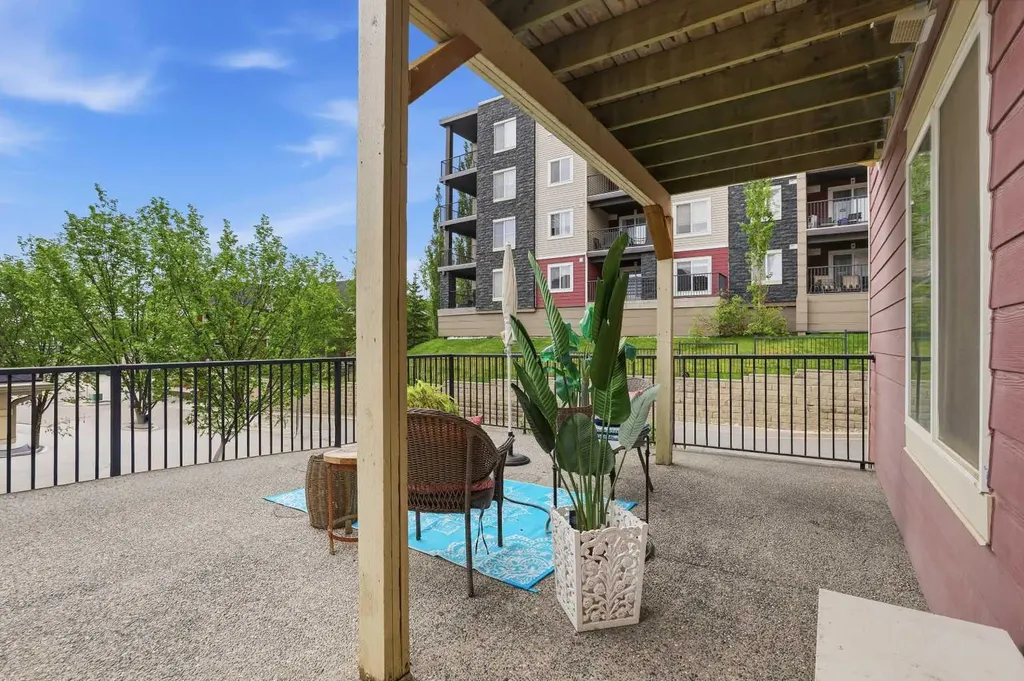 20 Kinlea Common NW Calgary AB T2R 0S2