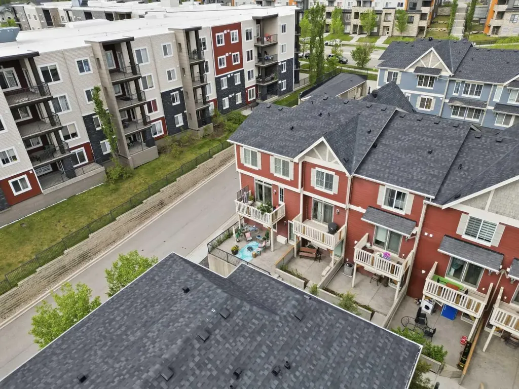 20 Kinlea Common NW Calgary AB T2R 0S2